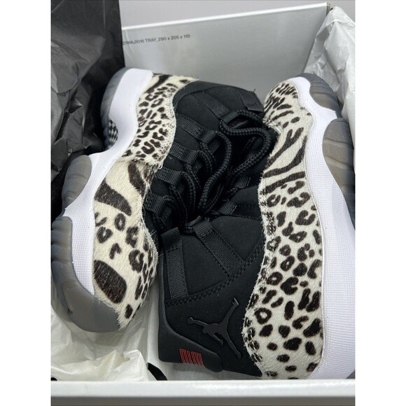 Air Jordan 11 Retro “Animal Instinct” Women's Shoes Black/Gym Red Sail White 5.5 - Picture 2 of 14